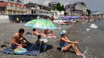 La station balnéaire d'Alushta sur la péninsule de Crimée, annexée par Moscou, le 18 juin 2023. (OLGA MALTSEVA / AFP)