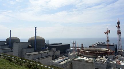 La centrale nucl&eacute;aire de Flamanville (Manche) est &agrave; l'arr&ecirc;t depuis le 21 juin&nbsp;2014, en raison d'un probl&egrave;me technique sur une turbine d'un des deux r&eacute;acteurs, selon EDF. (MAXPPP)