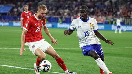 N'Golo Kanté face à l'Autriche, le 17 juin 2024, à Düsseldorf, lors de la première journée de phase de poules de l'Euro. (AFP)