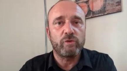 Abaya et menaces de mort sur un proviseur : "La République nous suit", déclare Didier Georges, proviseur syndicaliste (FRANCEINFO)