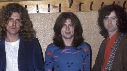 Led Zeppelin dans les années 70 : Robert Plant, John Paul Jones et Jimmy Page.
 (Mazel / Sunshinephoto /MAXPPP)