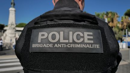 Un policier de la Brigade anti-criminalité (BAC). Image d'illustration. (VALERY HACHE / AFP)