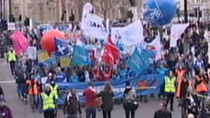 20.000 personnes ont participé samedi à une marche dans le centre de Londres