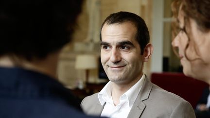 Le député socialiste Pouria Amirshahi à l'Assemblée nationale, le 23 juin 2014. (MAXPPP)