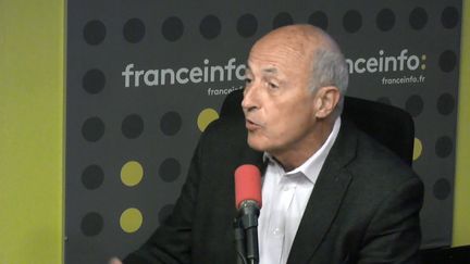 Jean-Hervé Lorenzi, invité des Débats de l'éco de franceinfo, le 12 janvier 2020. (FRANCEINFO / RADIOFRANCE)