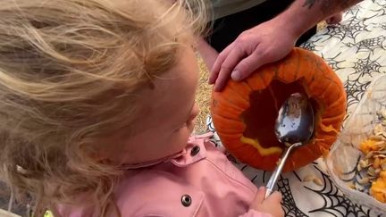 Halloween : un atelier apprend aux enfants à décorer leurs citrouilles (France 3)