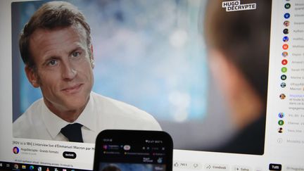 Emmanuel Macron interviewé sur YouTube dans "Hugo décrypte", le 4 septembre 2023 (PIERRE TEYSSOT / MAXPPP)