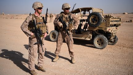 Des soldats américains, à&nbsp;Lashkar Gah, en Afghanistan, le 28 août 2017. (WAKIL KOHSAR / AFP)