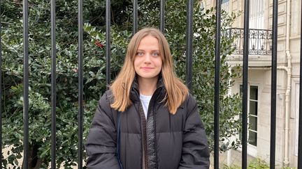 Maria, 20 ans, étudiante en droit à Nanterre d'origine franco-ukrainienne. (MANON MELLA / FRANCEINFO)