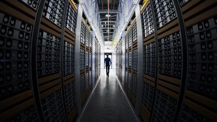 Un data center (photo d'illustration). (JONATHAN NACKSTRAND / AFP)