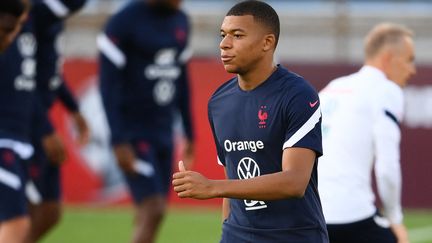 Kylian Mbappé, le 31 août 2021. (FRANCK FIFE / AFP)