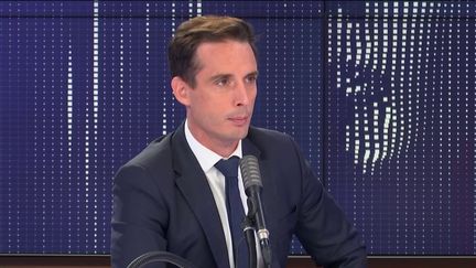 Jean-Baptiste Djebbari, ministre délégué aux Transports, était l'invité du "8h30 franceinfo", lundi 7 septembre 2020. (FRANCEINFO / RADIOFRANCE)