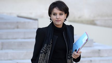 La porte-parole du gouvernement, Najat Vallaud-Belkacem, &agrave; l'Elys&eacute;e, le 11 d&eacute;cembre 2013. (MARTIN BUREAU / AFP)