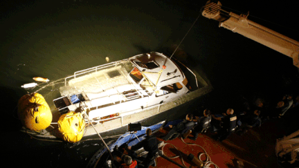 &nbsp; (Le naufrage de la vedette qui a heurté un bateau-mouche devant Notre-Dame a provoqué la mort de deux personnes dont un enfant en 2008 © Maxppp)