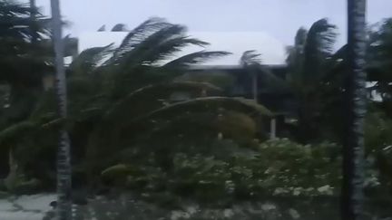 Ouragan Dorian : des images de chaos règne aux Bahamas