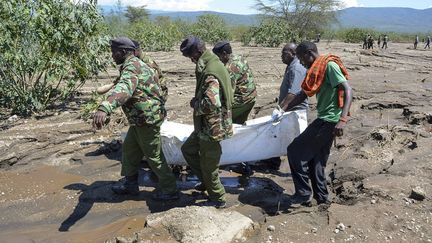 Les gorges d'Ol Jorowa, du parc national Hell's Gate, haut lieu touristique du Kenya, sont régulièrement le théâtre de crues soudaines dues aux pluies. Six visiteurs ont trouvé la mort. Déjà, en 2012, sept jeunes s'étaient noyés dans ces gorges. &nbsp;&nbsp; (SIPA)