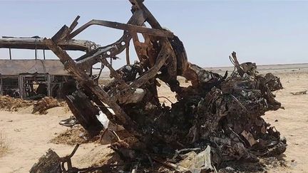 Quatre touristes français sont morts dans un accident de bus à Assouan en&nbsp;Égypte, mercredi 13 avril.&nbsp;Le bus qui les transportait est entré en collision avec une voiture sur une route désertique. (France 2)