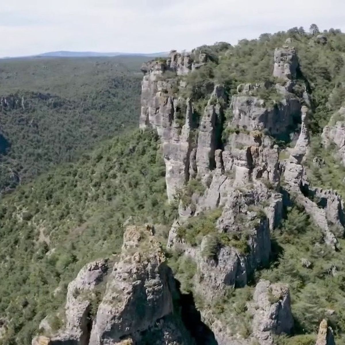 Destination France : les Grands Causses, les secrets de l'Aveyron