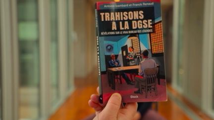 Rencontre avec Antoine Izambard, co-auteur de "Trahison à la DGSE"