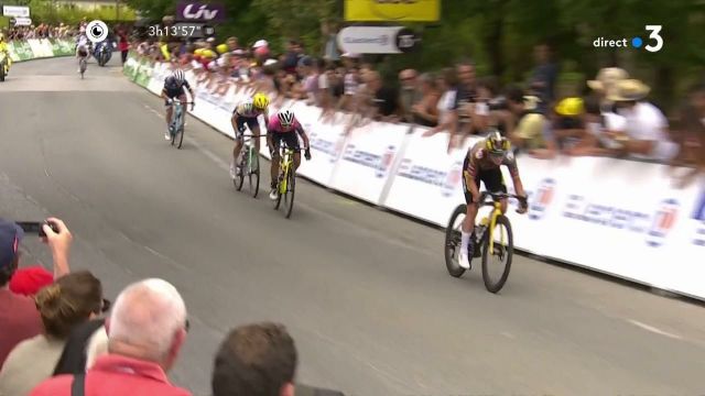 Tour de France femmes : Marianne Vos s'impose à Provins