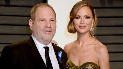 Harvey Weinstein et Georgina Chapman, le 18 novembre 2017 à Beverly Hills (Etats-Unis). (DENNIS VAN TINE / STAR MAX / AP / SIPA)