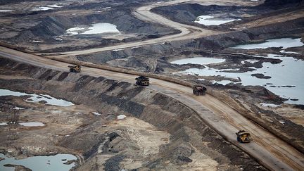 réside dans l’acheminement du brut car l’Alberta est une région enclavée. Accéder aux terminaux maritimes reste difficile et les oléoducs en place ne sont pas assez nombreux.
 

 
  (  Todd Korol )