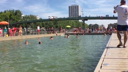 Paris : se baigner dans le bassin de la Villette, c'est désormais possible