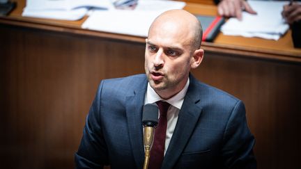 Le ministre des Affaires étrangères, Jean-Noël Barrot, le 13 octobre 2024, à l'Assemblée nationale. (XOSE BOUZAS / HANS LUCAS / AFP)