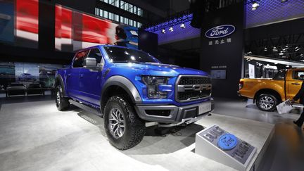 Un pick-up Ford lors d'un salon de l'automobile à&nbsp;Shanghai (Chine), le 5 novembe 2018.&nbsp; (DYCJ / IMAGINECHINA / AFP)