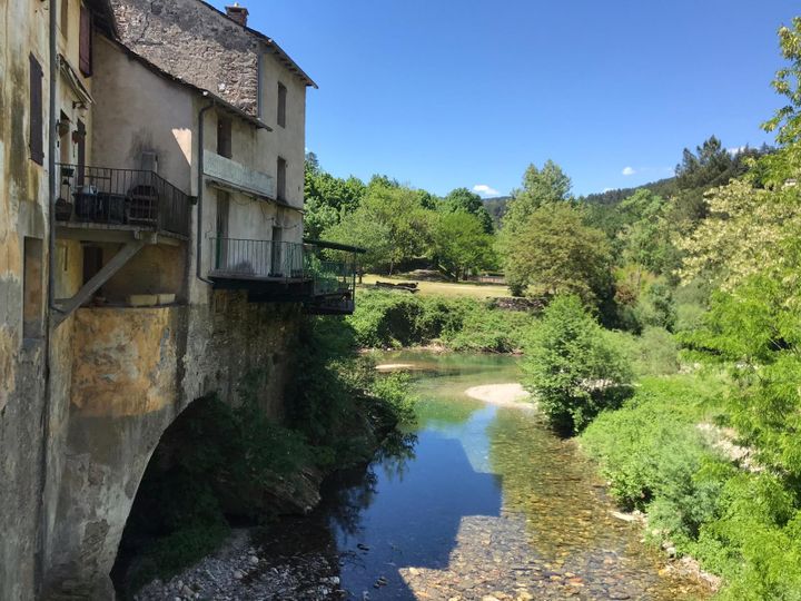 Sainte-Croix-Vallée-Française, village de Lozère. (LAURE DEBEAULIEU / RADIOFRANCE)