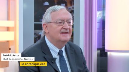 Invité de Jean-Paul Chapel dans l'émission " :l'éco " lundi 6 novembre, Patrick Artus, chef économiste de Natixis, est revenu sur l'actualité économique autour des "Paradise Papers" et de la COP23.&nbsp; (FRANCEINFO)