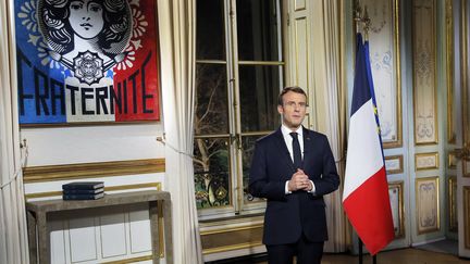 Emmanuel Macron lors de ses vœux aux Français, le 31 décembre 2018. (MICHEL EULER / POOL / AP POOL / MAXPPP)