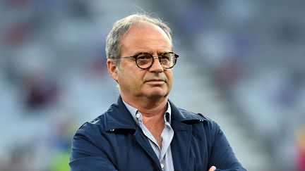 Luis Campos, en octobre 2019, alors qu'il était directeur sportif du LOSC Lille, à Toulouse. (REMY GABALDA / AFP)