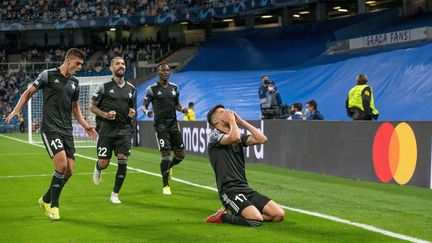 Yakhshiboev célèbre l'ouverture du score du Sheriff Tiraspol contre le Real Madrid, le 28 septembre 2021. (AGENCIALOF/ACTION PLUS/SHUTTERST/SIPA / SHUTTERSTOCK)