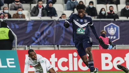 Timothée Pembélé&nbsp;lors du match de Coupe de France face aux Jumeaux de&nbsp;Mzouazia, le 19 décembre 2021. (THIBAUD MORITZ / AFP)