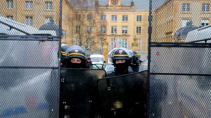 Cagnotte : un million d'euros pour les forces de l'ordre