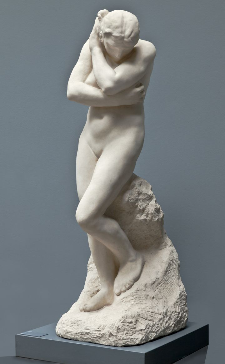 Auguste Rodin, "Ève au rocher", grande version en pierre calcaire (COPENHAGUE, Ny CARLSBERG GLYPTOTEK)