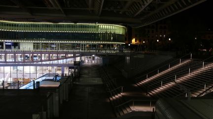 Personne non plus au Forum des Halles à Paris, le 17 octobre 2020.&nbsp; (QUENTIN DE GROEVE / HANS LUCAS / AFP)