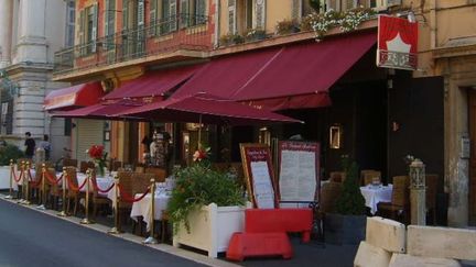 Le restaurant Le Grand balcon, à Nice, accusée d'avoir refusé l'hospitalité à des rescapés lors de l'attentat du 14 juillet 2016. (GOOGLE STREET VIEW / FRANCETV INFO)