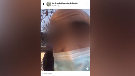 Vidéo postée le 9 octobre sur la page Facebook de la grande mosquée de Pantin montrant l'homme mis en examen mettant en cause Samuel Paty. Ce post a depuis été supprimé.&nbsp; (CAPTURE D'ÉCRAN)