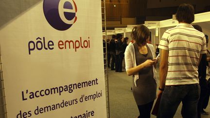 Selon la Commission europ&eacute;enne, le taux de ch&ocirc;mage des moins de 25 ans atteint 23,5% dans l'Union europ&eacute;enne. ( MAXPPP)