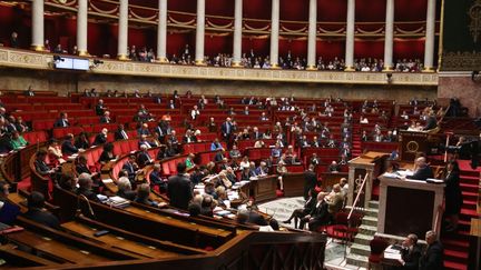 Les députés dans l'hémicycle de l'Assemblée nationale, le 23 octobre 2024. (QUENTIN DE GROEVE / HANS LUCAS / AFP)