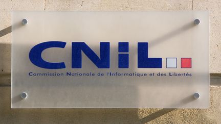 La protection des données personnelles est et restera, en France, assurée par la CNIL, la Commission Nationale de L'Informatique et des Libertés.&nbsp; (LOIC VENANCE / AFP)