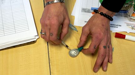 A compter du 31 janvier 2023 et pour une période de trois ans, les adultes pourront avoir sur eux jusqu'à 2,5 grammes de drogues pour leur usage personnel en&nbsp;Colombie-Britannique. (DEBORAH JONES / AFP)