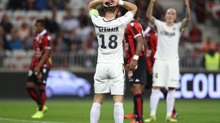 Après la raclée encaissée à Nice, Valère Germain et ses coéquipiers monégasques sont attendus au tournant contre Angers... (VALERY HACHE / AFP)