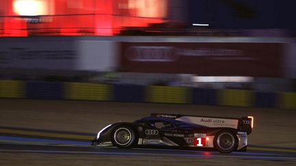 L'Audi N.1 de Bernhard - Dumas - Rockenfeller (AUDI COMMUNICATIONS MOTORSPORT / AUDI COMMUNICATIONS MOTORSPORT)