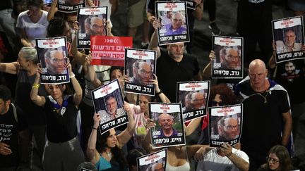 Manifestation pour demander la libération des otages israéliens, le 8 juin à Tel Aviv. Photo d'illustration. (JACK GUEZ / AFP)