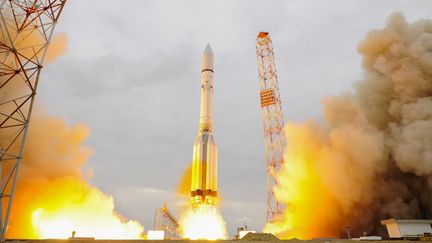 La fusée Proton décolle du cosmodrome de Baïkonour le 14 mars 2016. (ESA–Stephane Corvaja)