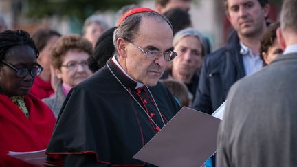 Le cardinal Philippe Barbarin lors des célébrations du vendredi saint, le 14 avril 2017 à Lyon (Rhône). (FRANCK CHAPOLARD / AFP)