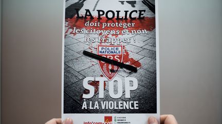 L'affiche, créée par la section Info'com de la CGT, a été publiée samedi 16 avril 2016. (PHILIPPE LOPEZ / AFP)